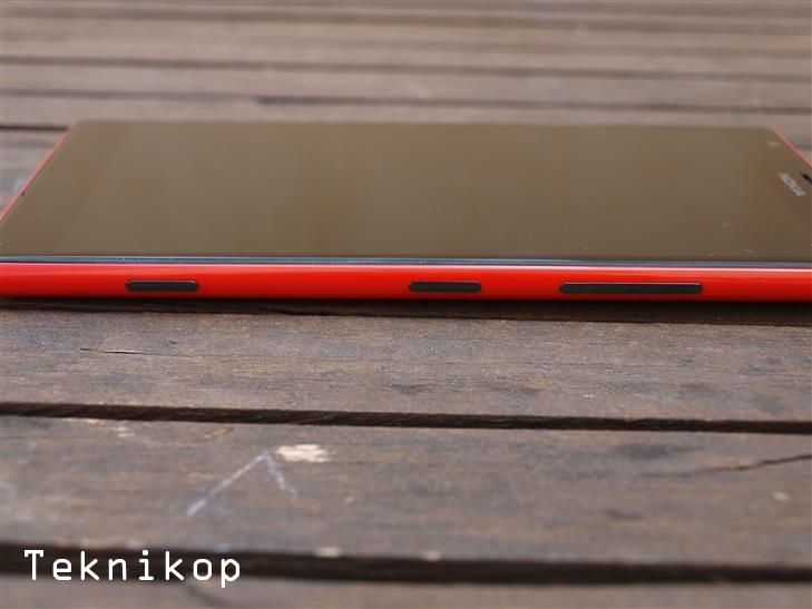 Nokia-Lumia-1520-7
