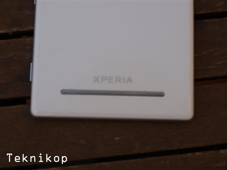 Sony-Xperia-T2-Ultra-10